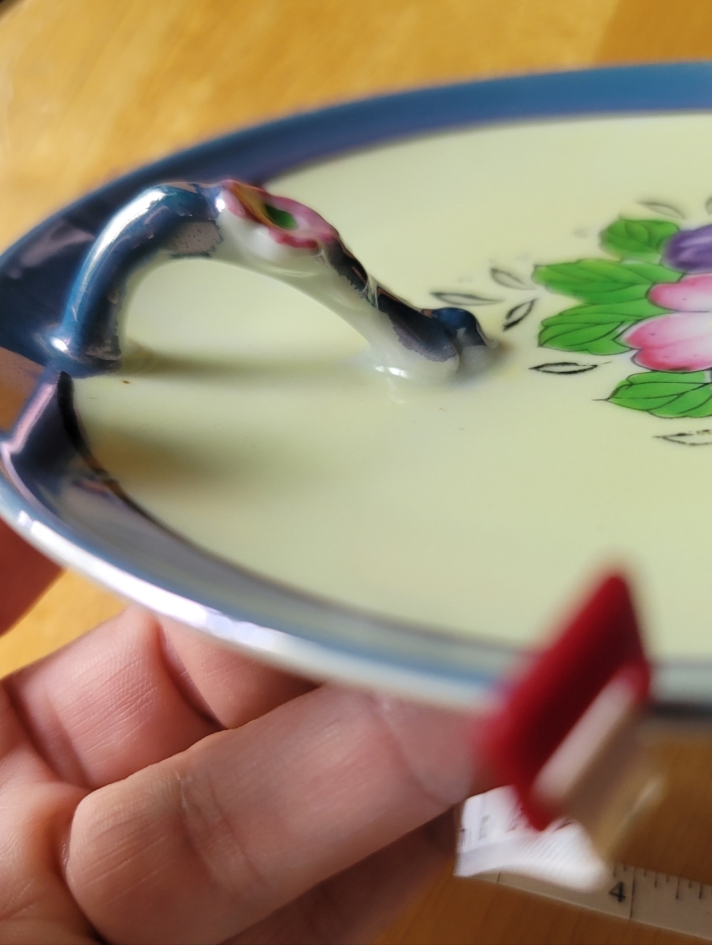 Vintage Japanese Lemon Luster Ware Plate. Blue Rim, Pink & Purple Flowers - Picture 5 of 10